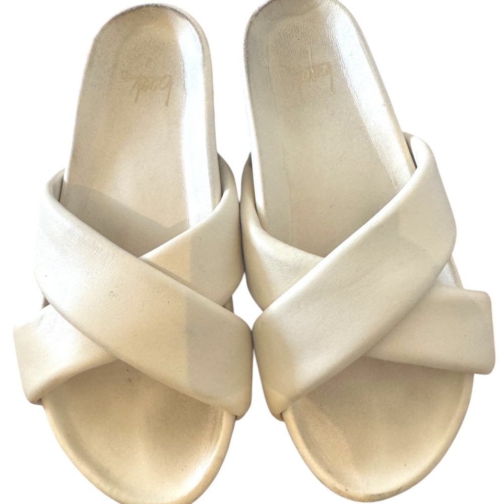 beek Rhea in Eggshell- size 8